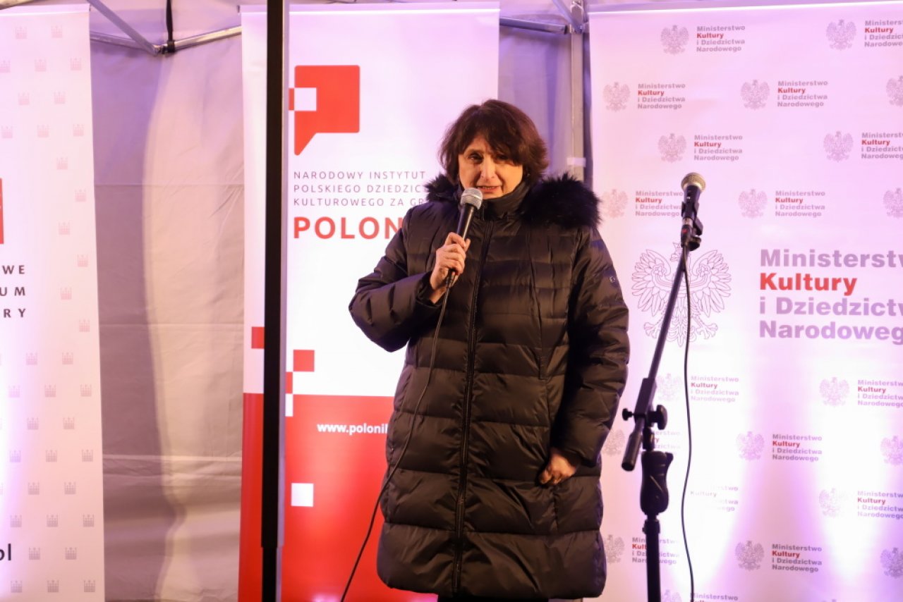 Polonika ogłasza konkurs dla wolontariuszy dbających o polskie dziedzictwo za granicą