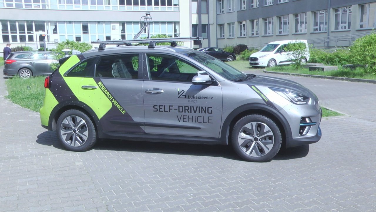 Autonomiczne pojazdy przyszłością ruchu drogowego?