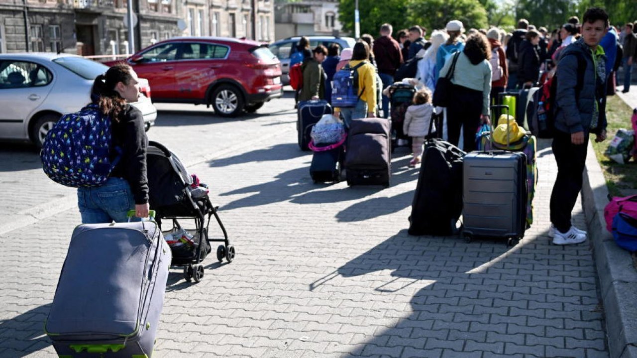 Wnioski o świadczenie za pomoc uchodźcom z Ukrainy trzeba składać w terminie
