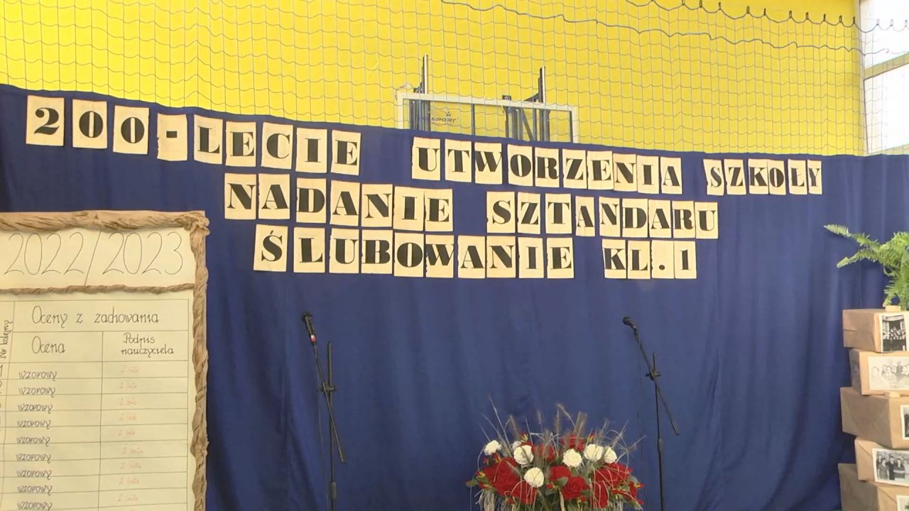 Nowy sztandar i jubileusz 200-lecia szkoły w Mąchocicach Kapitulnych